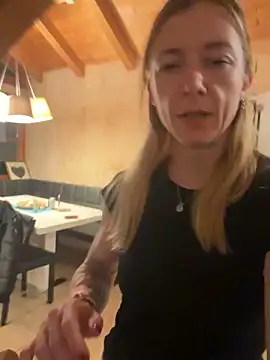 FitAnna online show from February 2026 07:01:02 PM