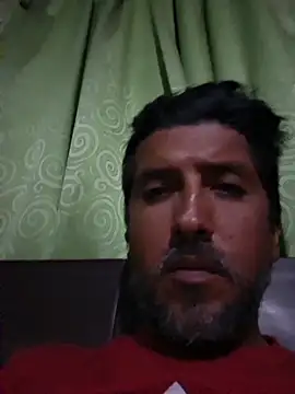 Snapshot of BRAD_MATURE chatting on February 2026 02:32:02 AM BRAD MATURE online show from February 2026 02:32:02 AM