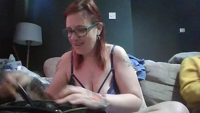 Curvy Clare online show from March 2026 11:16:02 AM