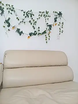 TinnaPeyton online show from March 2026 05:41:01 PM