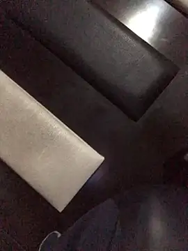 Elsolo2 online show from April 2026 11:00:02 AM