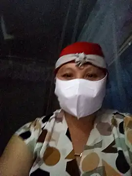 Snapshot of Heylen_hooo chatting on February 2026 01:54:01 PM Heylen hooo online show from February 2026 01:54:01 PM