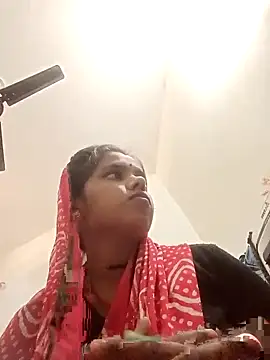 Hot chani online show from April 2026 07:39:01 AM