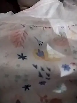 Snapshot of Hey__honey chatting on April 2026 05:53:02 PM Hey honey online show from April 2026 05:53:02 PM