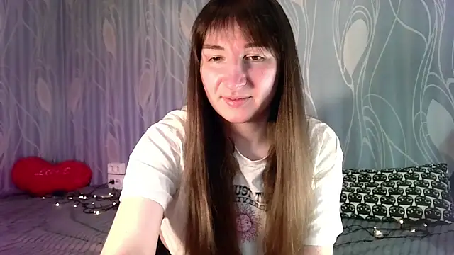 Birdie Kiss online show from May 2026 01:28:02 PM