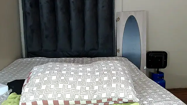 LexyDiana online show from April 2026 06:13:01 AM