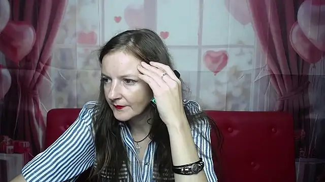 Snapshot of MeganPirs chatting on July 2026 10:21:02 AM MeganPirs online show from July 2026 10:21:02 AM