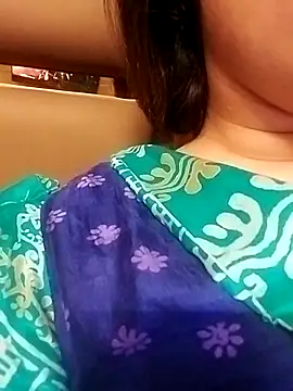 Snapshot of Diksha48 chatting on February 2026 08:40:02 PM Diksha48 online show from February 2026 08:40:02 PM