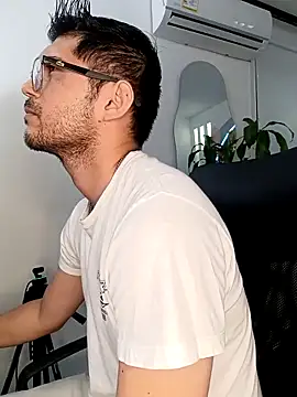 ritzabeth daniel online show from April 2026 02:21:02 AM