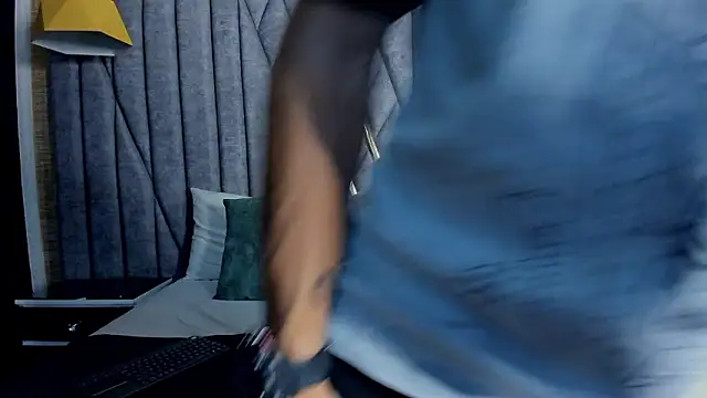 DanteLuxx online show from March 2026 02:39:02 AM