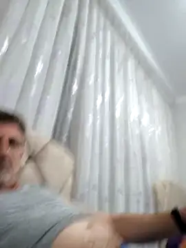 arelll34 online show from April 2026 10:33:02 PM