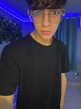 noah millerx online show from April 2026 05:08:02 AM