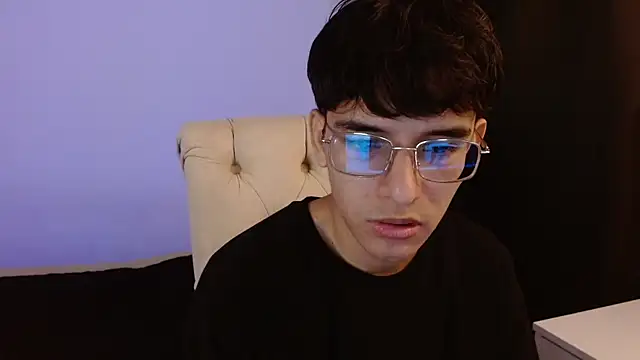 Snapshot of noah_millerx chatting on July 2026 09:35:01 PM noah millerx online show from July 2026 09:35:01 PM