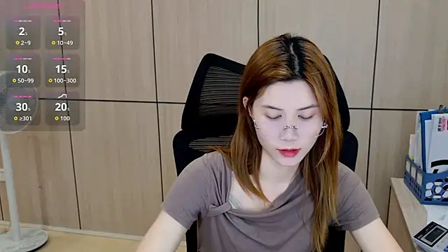 Snapshot of zhen-68 chatting on April 2026 02:44:02 AM zhen-68 online show from April 2026 02:44:02 AM