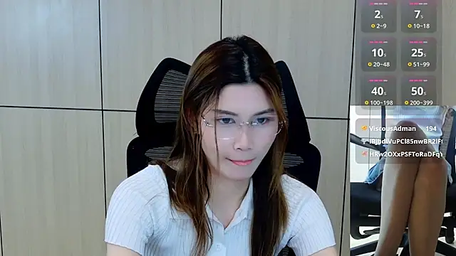 Snapshot of zhen-68 chatting on July 2026 07:23:02 AM zhen-68 online show from July 2026 07:23:02 AM