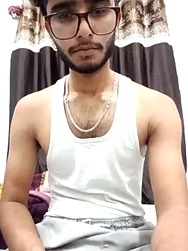 CoralN online show from April 2026 06:42:02 AM