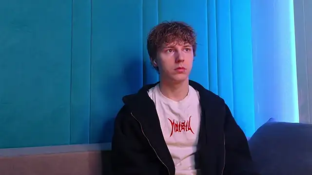 Mickey Hawk online show from April 2026 05:44:02 AM