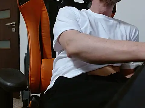 Snapshot of Sokarek chatting on March 2026 07:03:01 PM Sokarek online show from March 2026 07:03:01 PM