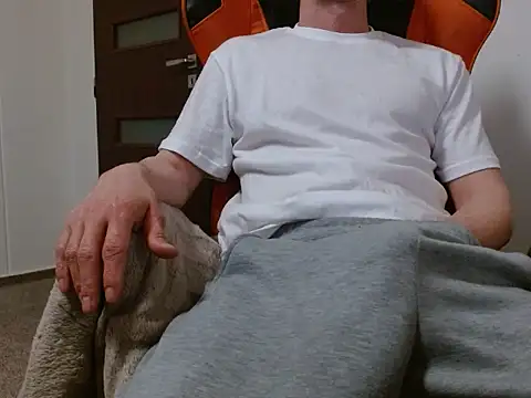 Snapshot of Sokarek chatting on April 2026 06:02:01 PM Sokarek online show from April 2026 06:02:01 PM