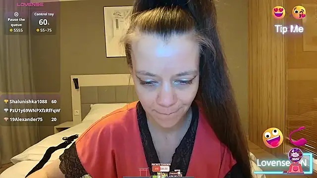 Yana-XX online show from April 2026 07:42:01 PM