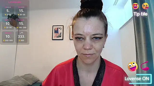 Snapshot of Yana-XX chatting on June 2026 03:35:01 PM Yana-XX online show from June 2026 03:35:01 PM