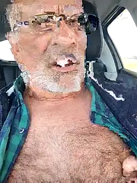 Snapshot of lui8181 chatting on April 2026 04:23:01 PM lui8181 online show from April 2026 04:23:01 PM