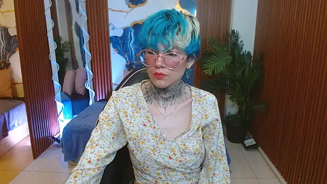 Lyra tay online show from March 2026 07:08:01 PM