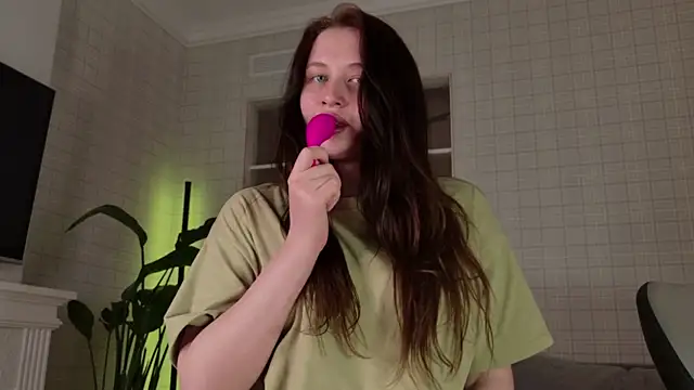 Jasmin omgg online show from April 2026 06:45:02 PM