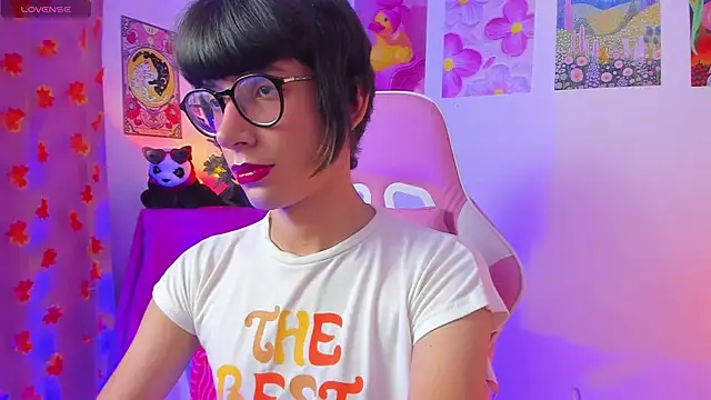 Madeline 21 online show from March 2026 05:13:02 AM