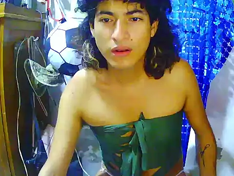 RAMONA TIJERAX online show from July 2026 06:01:02 PM