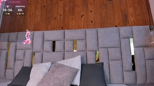 camilaa smith  online show from March 2026 08:42:01 PM