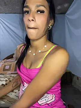 Snapshot of FlorSalvaje_ chatting on May 2026 12:52:02 AM FlorSalvaje online show from May 2026 12:52:02 AM
