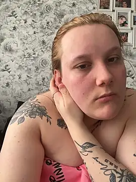 SassieBlondie online show from March 2026 01:57:02 PM