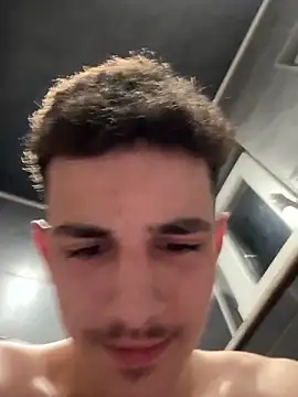 KillianLau26510 online show from March 2026 01:10:01 AM