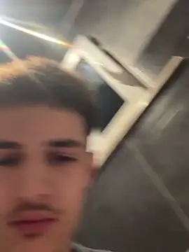 KillianLau26510 online show from April 2026 12:32:01 AM