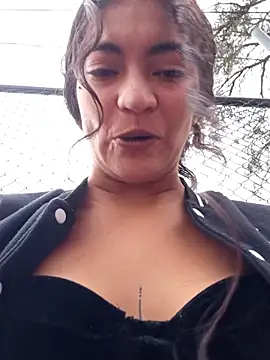 Snapshot of perla_stone11 chatting on April 2026 08:26:01 PM perla stone11 online show from April 2026 08:26:01 PM