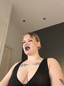 seesamnoir online show from April 2026 06:29:02 AM