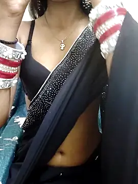 Snapshot of MAYA_BED_GIRL chatting on April 2026 02:35:01 PM MAYA BED GIRL online show from April 2026 02:35:01 PM