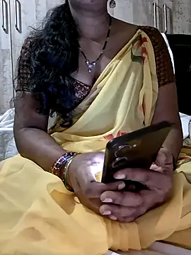 Snapshot of AnushaTelugu chatting on June 2026 07:18:02 AM AnushaTelugu online show from June 2026 07:18:02 AM