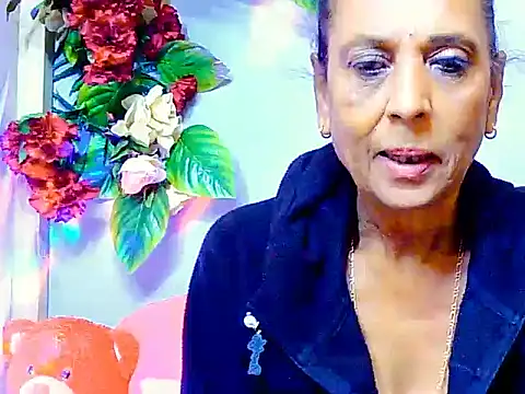 Snapshot of Hot_queen58 chatting on June 2026 05:34:01 AM Hot queen58 online show from June 2026 05:34:01 AM