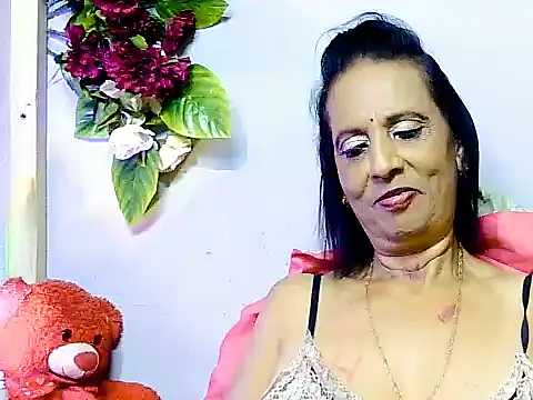 Snapshot of Hot_queen58 chatting on June 2026 05:49:02 PM Hot queen58 online show from June 2026 05:49:02 PM