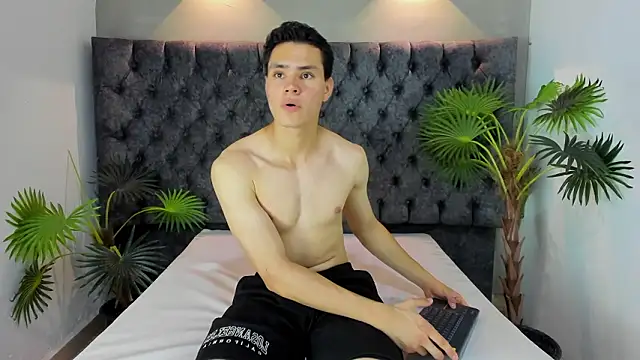 Snapshot of ZANE_EVANS chatting on March 2026 12:57:02 PM ZANE EVANS online show from March 2026 12:57:02 PM