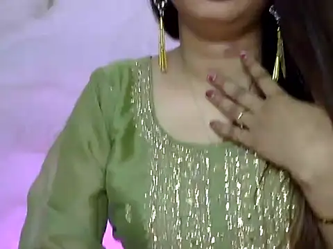 Niya thakur online show from April 2026 04:33:02 AM