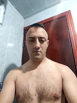 Snapshot of RaphandLey chatting on March 2026 02:46:01 AM RaphandLey online show from March 2026 02:46:01 AM