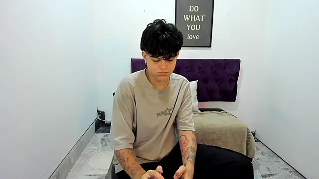 TomBoy Natali online show from May 2026 10:26:01 PM