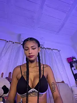 Snapshot of Antonella-smitt chatting on May 2026 12:02:01 PM Antonella-smitt online show from May 2026 12:02:01 PM