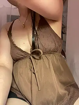 Snapshot of Liisa_loveU chatting on July 2026 10:28:02 AM Liisa loveU online show from July 2026 10:28:02 AM