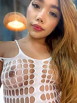Snapshot of CyberMiaXXX chatting on April 2026 09:27:01 PM CyberMiaXXX online show from April 2026 09:27:01 PM