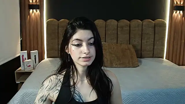 Snapshot of AmbarLee_ chatting on June 2026 12:07:02 PM AmbarLee online show from June 2026 12:07:02 PM