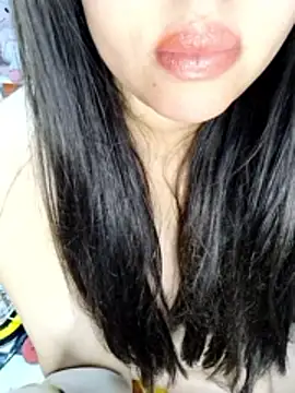 HoT LiiiNa online show from March 2026 12:28:01 AM